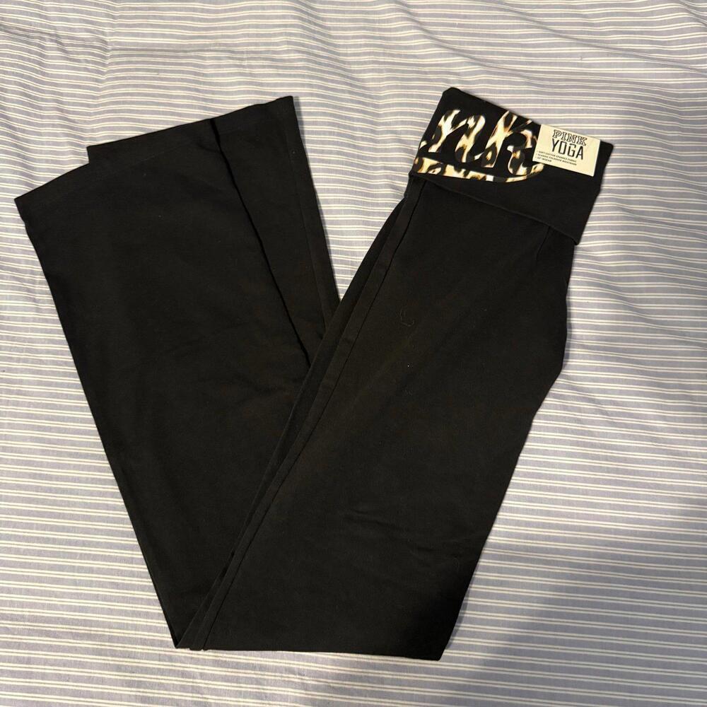 PINK Victoria’s Secret Y2K Cheetah Foldover Flare Pants - Picture 3 of 4